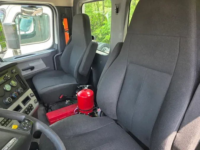 2019 FREIGHTLINER NEW CASCADIA PX12664