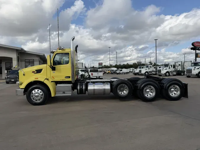 2020 Peterbilt 567