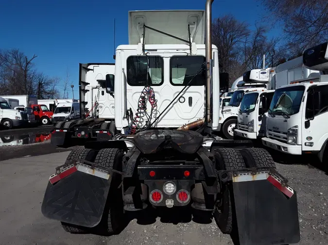 2018 FREIGHTLINER/MERCEDES CASCADIA 125