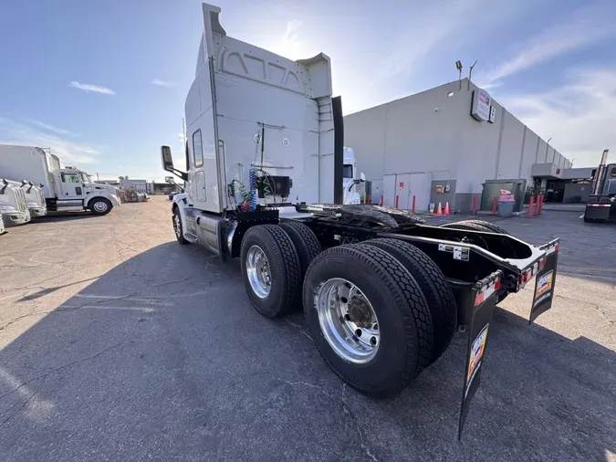 2020 Peterbilt 579