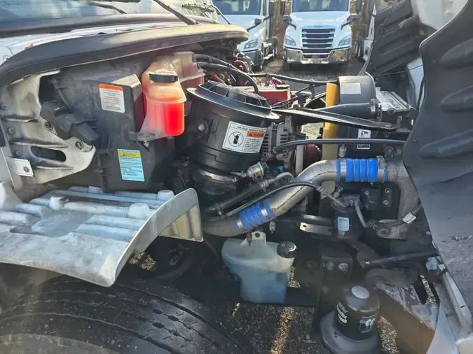 2019 FREIGHTLINER/MERCEDES M2 106b945ce4cf28d7a67f087b6f019117b20