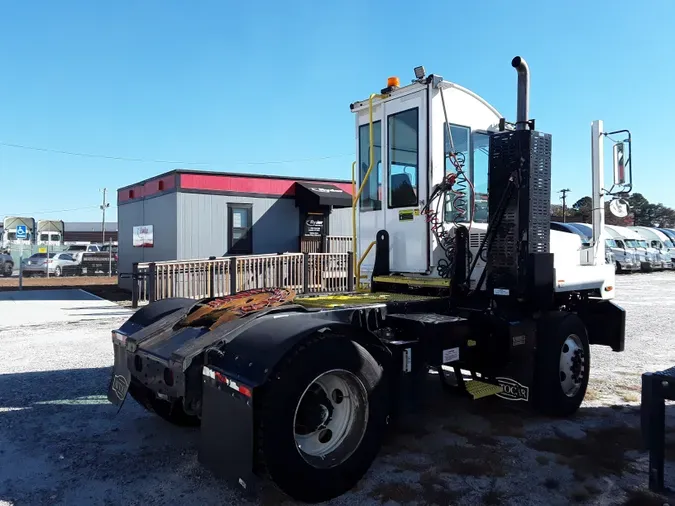 2020 AUTOCAR YARD TRACTOR