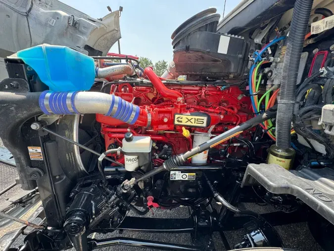 2022 Kenworth T680