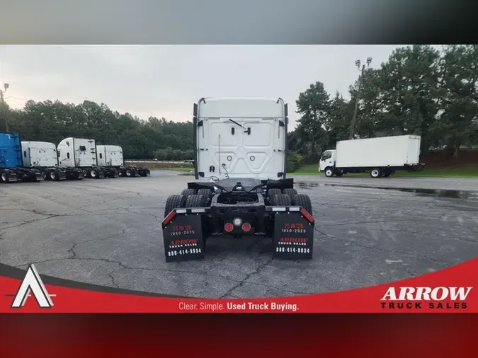 2019 FREIGHTLINER CA126
