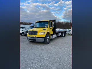 2015 Freightliner M2 106