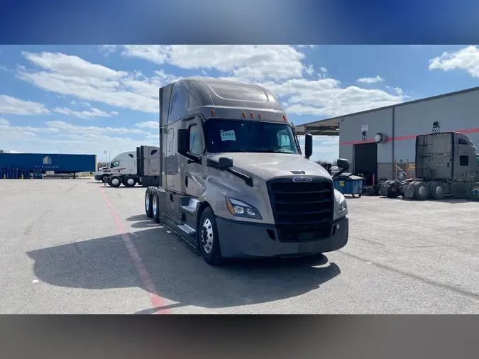 2024 Freightliner Cascadia 126b94aafc99a0413590b69620d6df8ee83