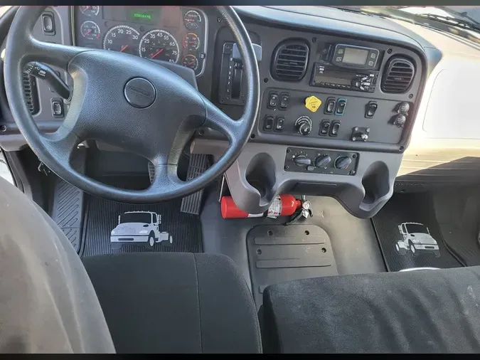 2018 FREIGHTLINER/MERCEDES M2 106b94cca1cd1dd60991646b17aac15973a