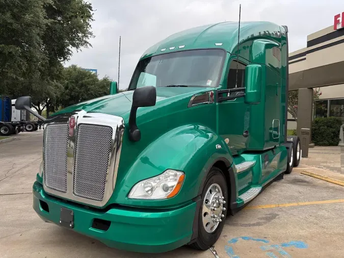 2020 Kenworth T680
