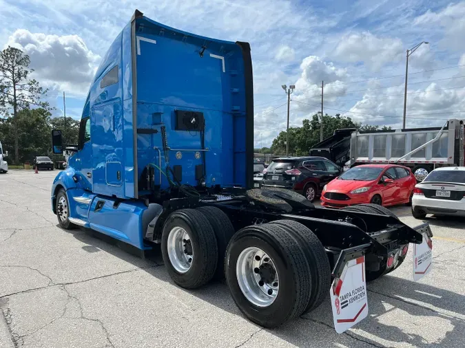 2022 Kenworth T680