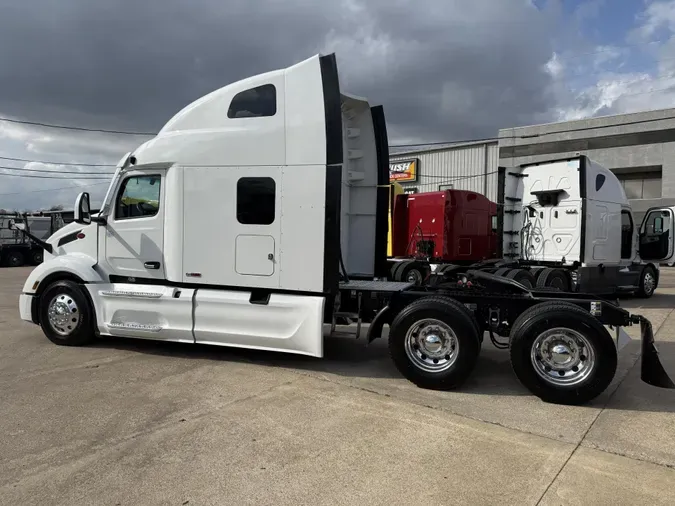 2024 Peterbilt 579