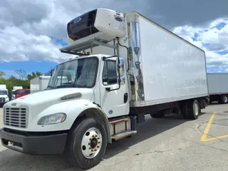2016 FREIGHTLINER M2 106
