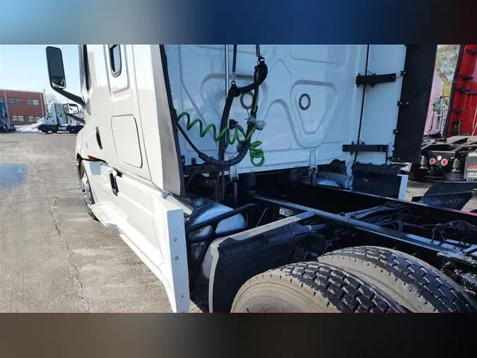 2023 FREIGHTLINER CA126