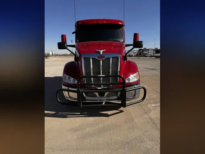 2022 Peterbilt 579