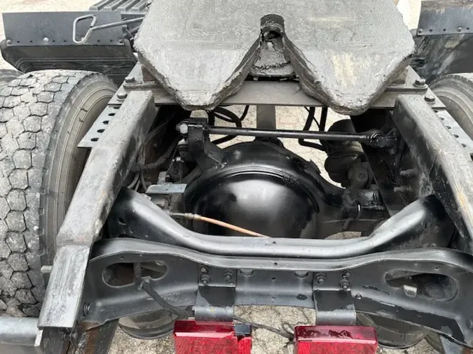 2004 INTERNATIONAL 4400