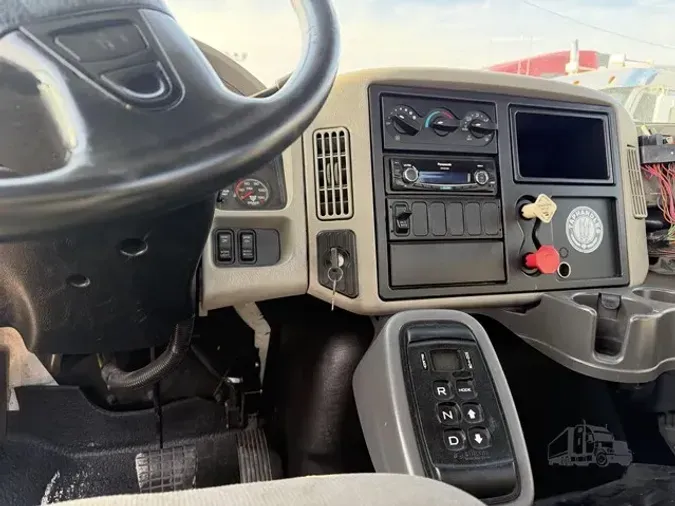 2014 INTERNATIONAL DURASTAR 4400