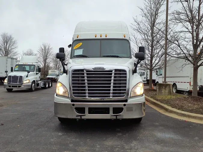 2019 FREIGHTLINER/MERCEDES CASCADIA 125