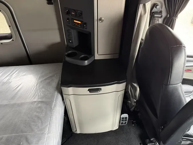 2023 Peterbilt 579b95a845c0a24ea4591d16bb5d9321ae0