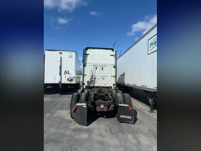 2021 FREIGHTLINER/MERCEDES NEW CASCADIA PX12664