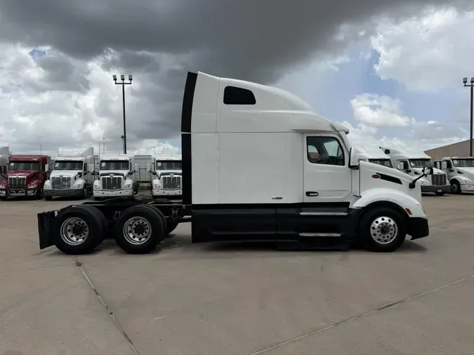 2022 Peterbilt 579
