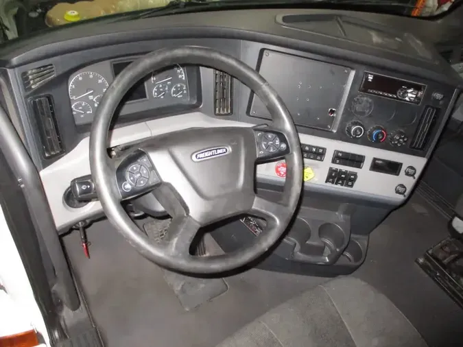 2021 FREIGHTLINER/MERCEDES NEW CASCADIA PX12664b9631662b572bd1431a24c35533895db