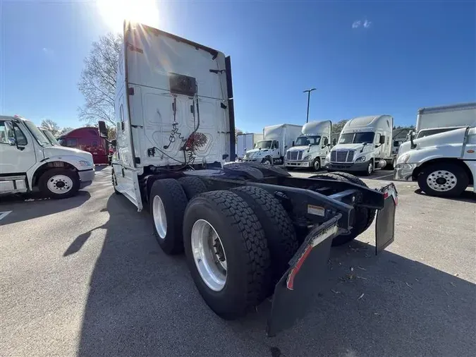 2019 FREIGHTLINER/MERCEDES CASCADIA 125