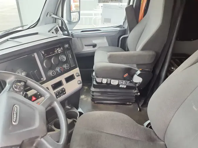 2020 FREIGHTLINER/MERCEDES NEW CASCADIA 116