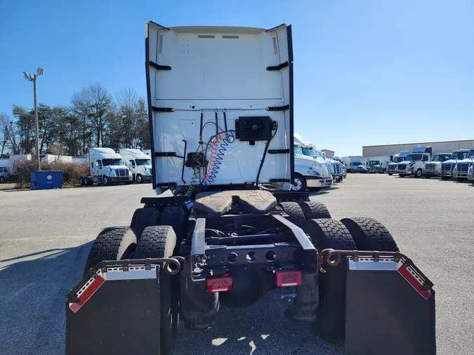 2019 NAVISTAR INTERNATIONAL LT625 SLPR CAB