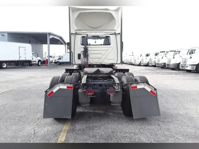2022 NAVISTAR INTERNATIONAL LT625 DAYCAB T/A