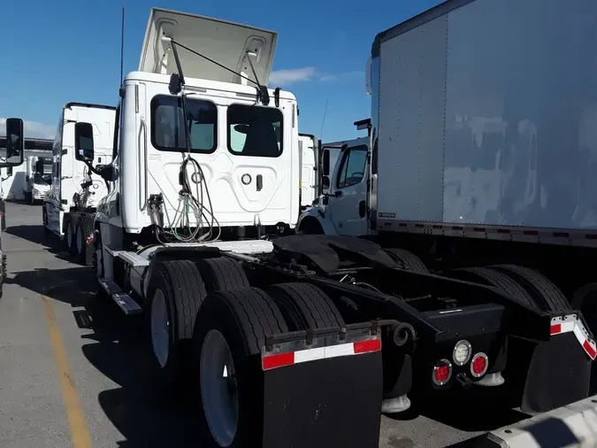 2018 FREIGHTLINER/MERCEDES CASCADIA 125b97ccd7fb3d44271a325c3eea14da7c4