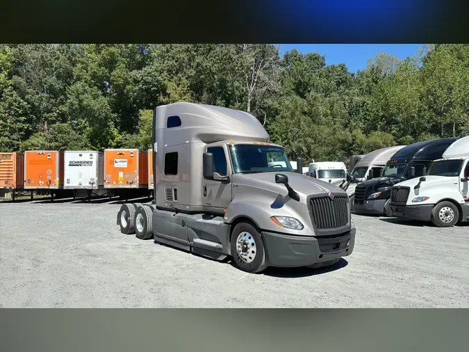2022 International LTb980a557828b25bb46079e7da1f96227