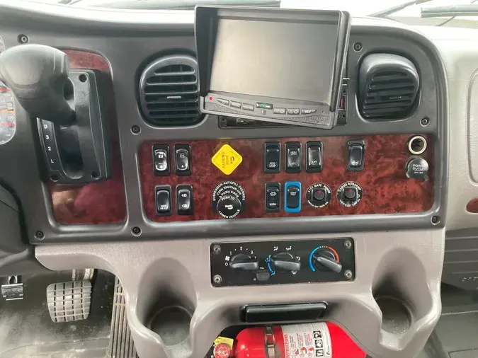 2020 FREIGHTLINER/MERCEDES M2 106b980be68e3aeff3741dc816d80dc8e8e