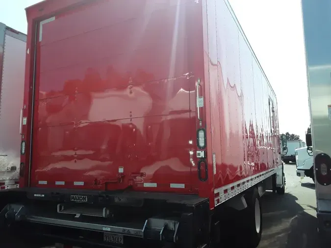 2016 FREIGHTLINER M2 106