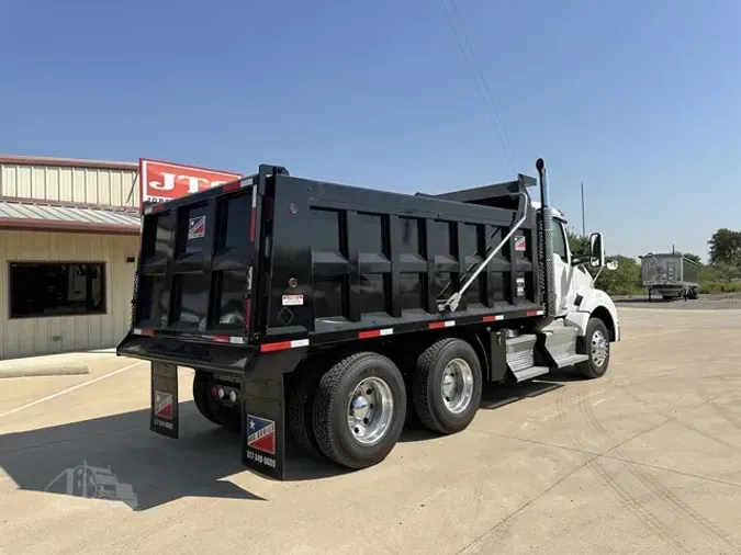 2017 KENWORTH T880