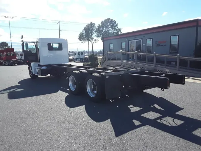 2016 KENWORTH TRUCKS T-370b989180949f627424e5570fee9e32a4e