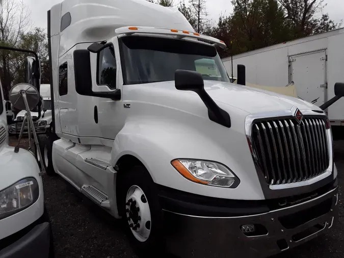 2019 NAVISTAR INTERNATIONAL LT625 SLPR CAB