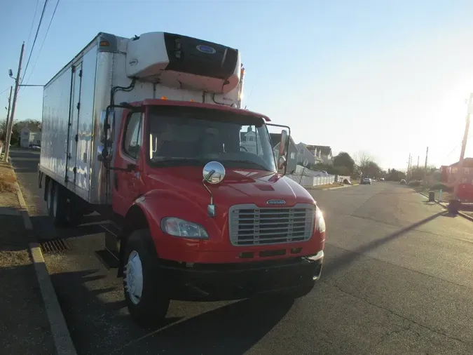 2015 FREIGHTLINER M2