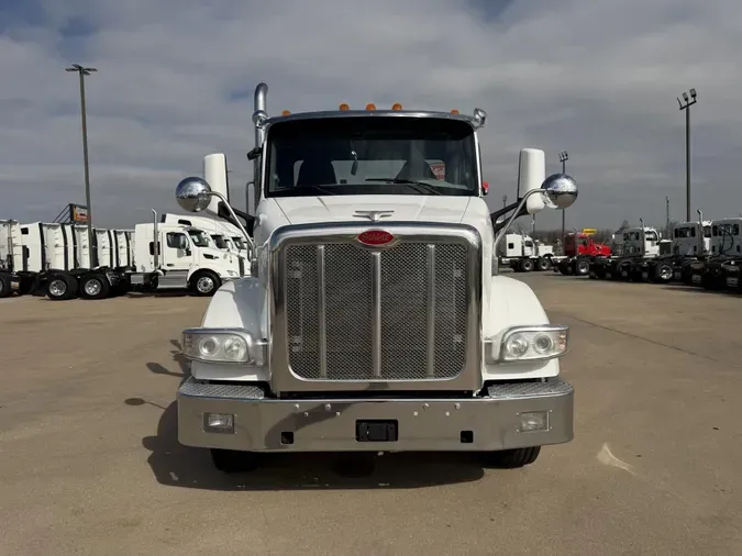 2020 Peterbilt 567