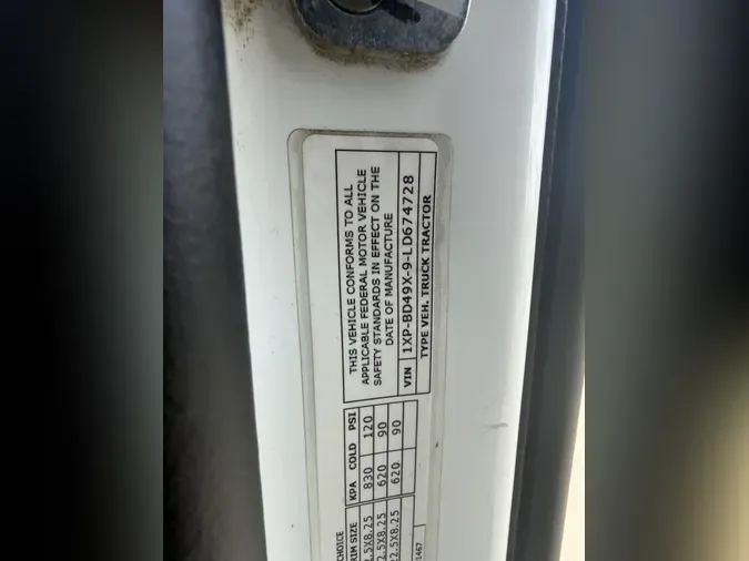 2020 Peterbilt 579b99f998f4513038d3004ee4760a829f5