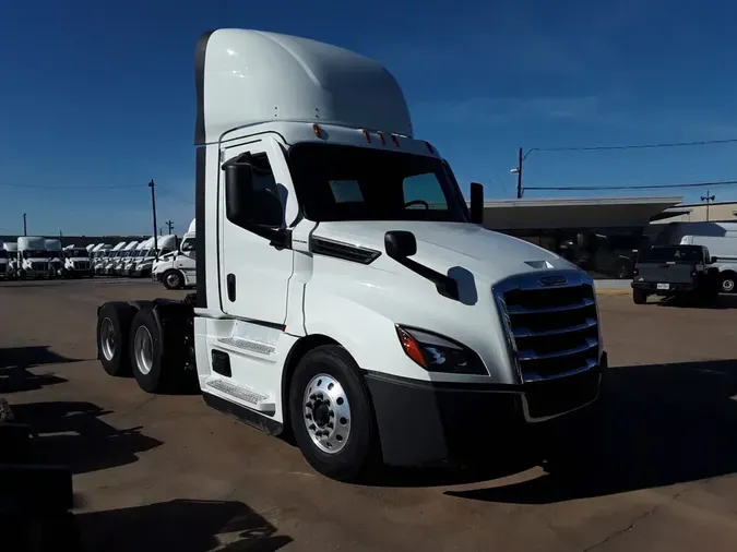 2022 FREIGHTLINER/MERCEDES NEW CASCADIA PX12664b9a33100eb845676087967dad0c85c90