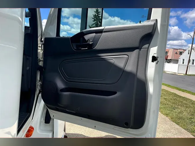 2022 INT LT625 6x4