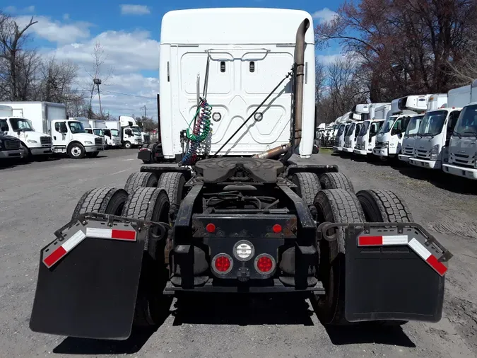 2018 FREIGHTLINER/MERCEDES CASCADIA 125