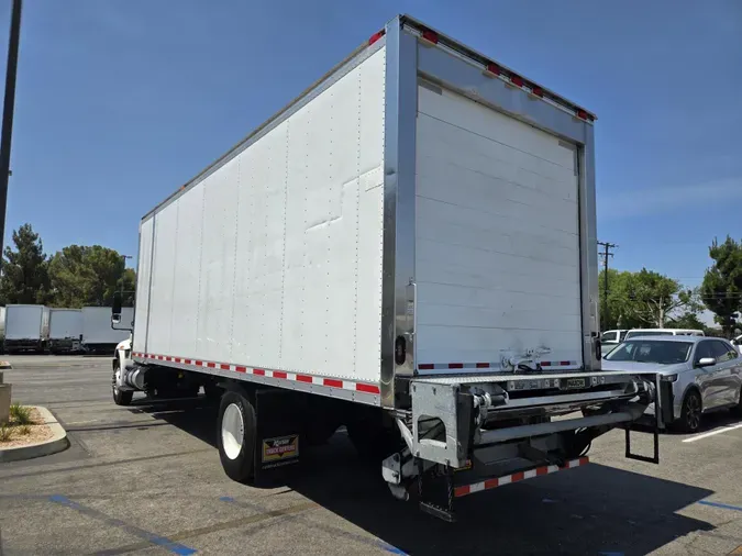 2017 International 4300-4X2