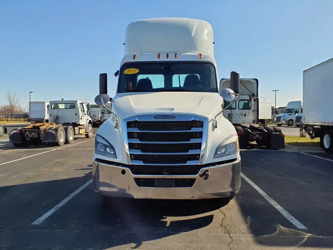 2019 FREIGHTLINER/MERCEDES NEW CASCADIA PX12664