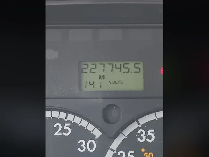 2016 FREIGHTLINER M2 106