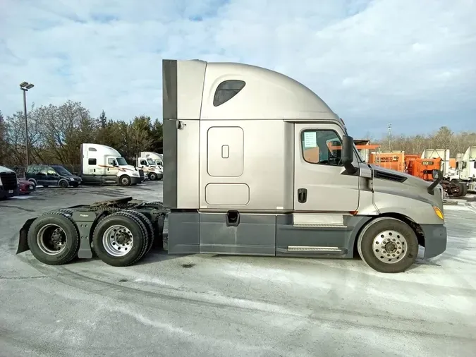 2020 Freightliner Cascadia