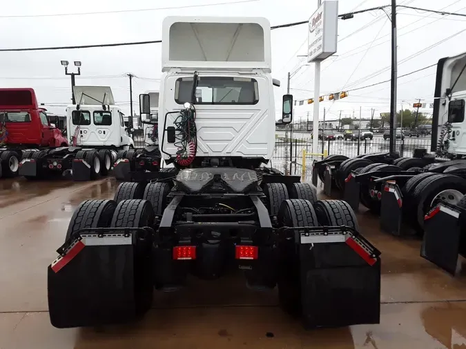 2019 NAVISTAR INTERNATIONAL LT625 DAYCAB T/A