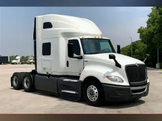 2022 INT LT625 6x4