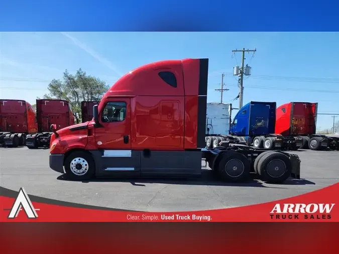 2023 FREIGHTLINER CA126