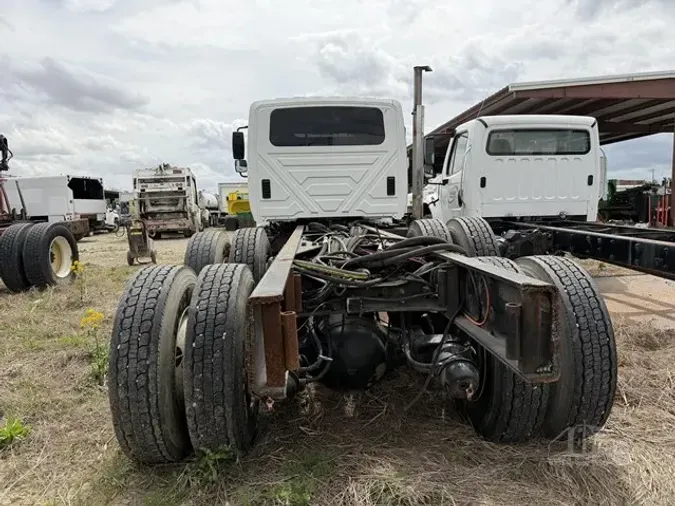 2009 INTERNATIONAL WORKSTAR 7400