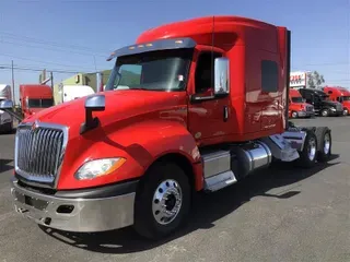 2018 INTERNATIONAL LT